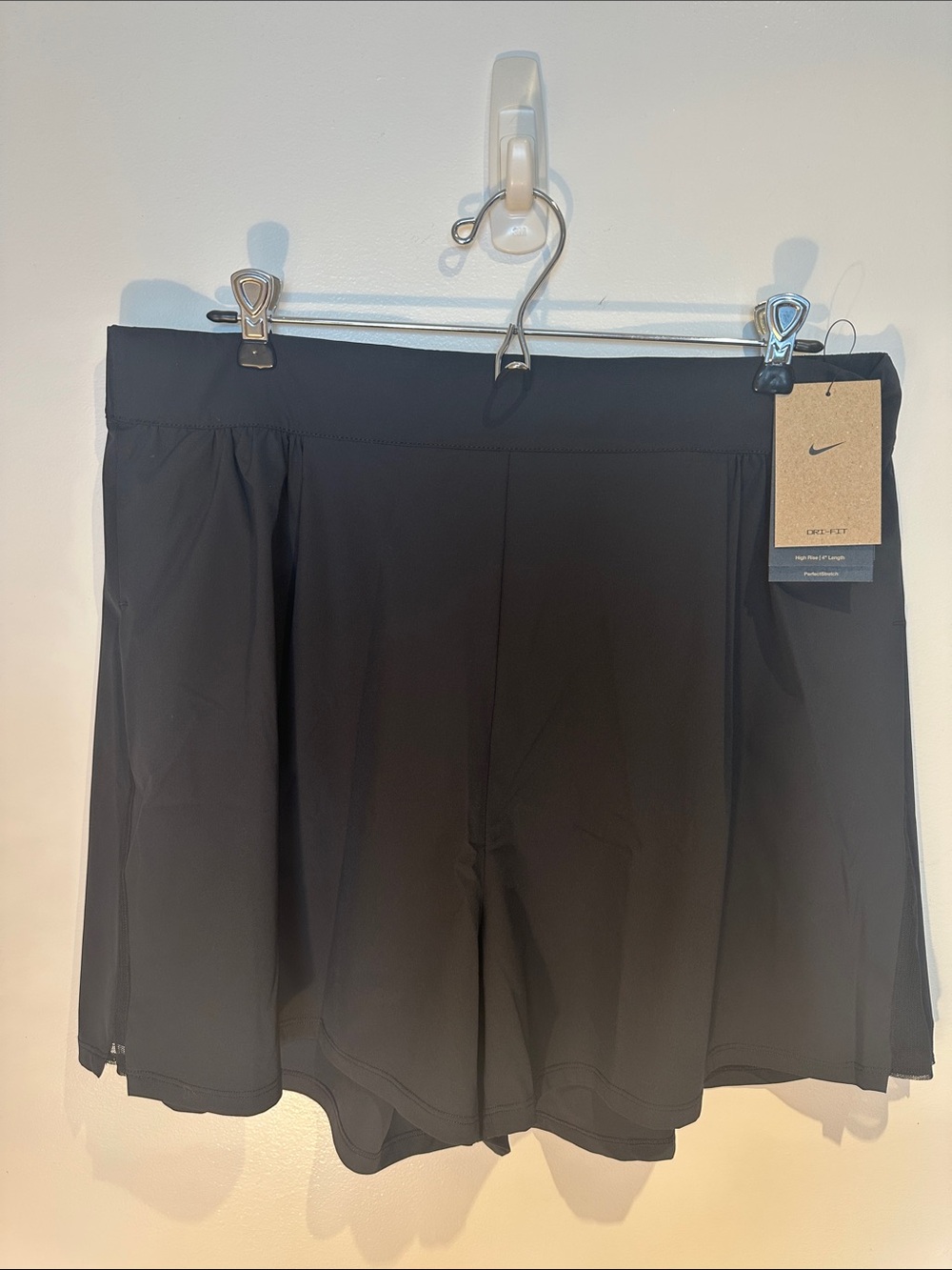 Nike Women's Black Dri-fit High Rise Perfect Stretch Athletic Shorts